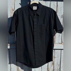 V2 by Versace Black Shirt Medium Men's Short Sleeve Luxury Fashion Designer EUC